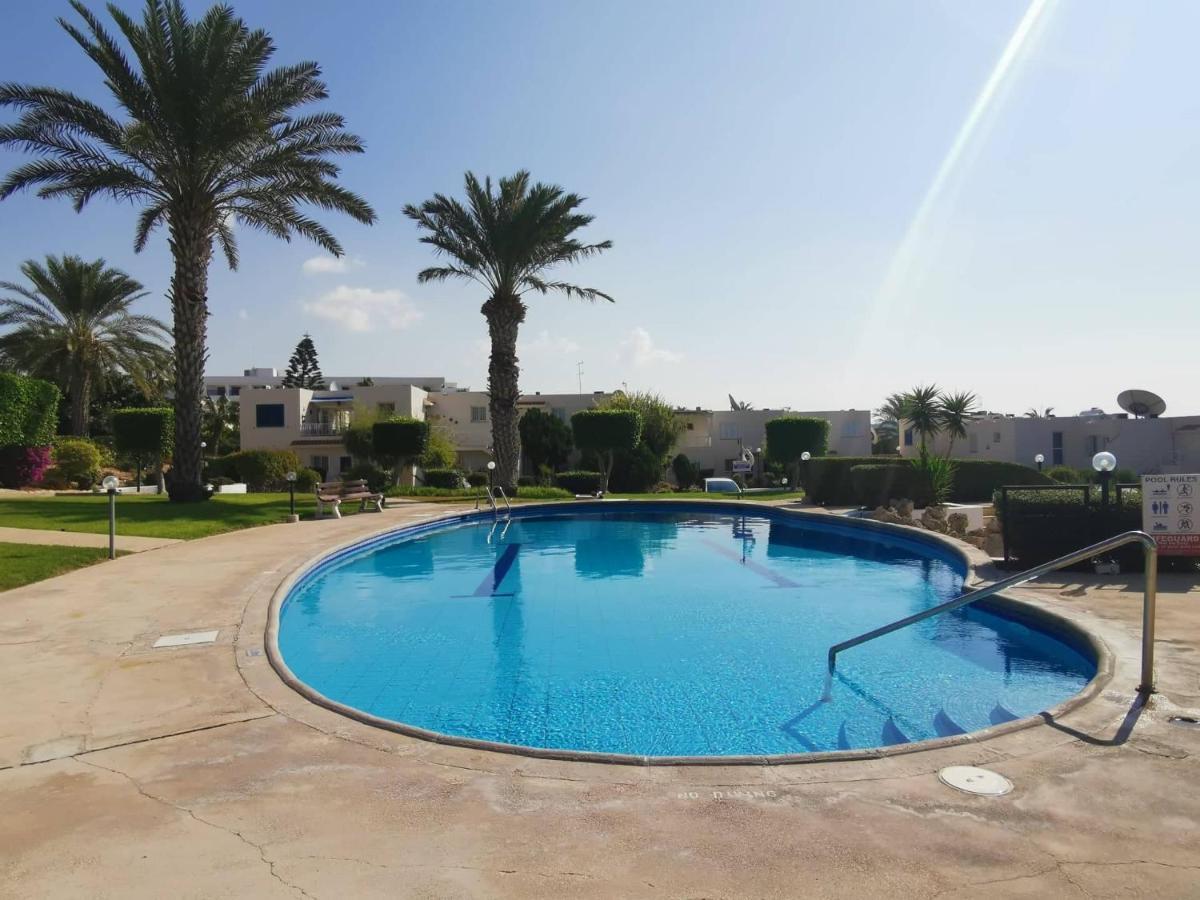 Ocean Pearl Apartment Peyia Exterior foto